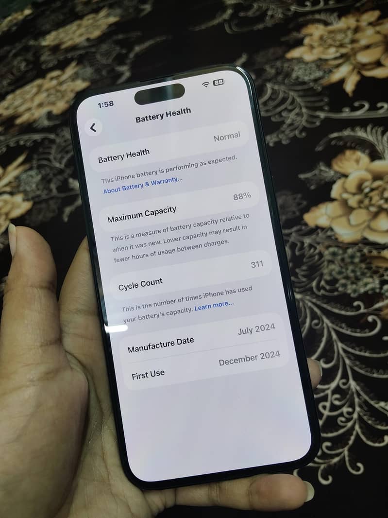 Apple iPhone 15 Pro Max 6