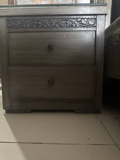 2 single beds with side table  for sale