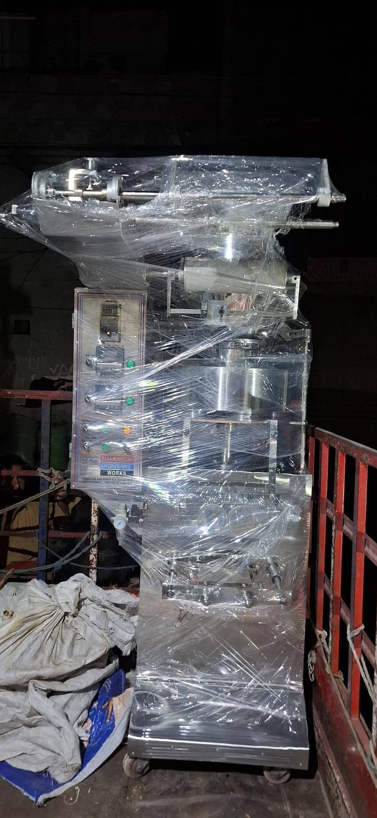 Chips Packing Machine/Automatic Packing/Semi Automatic Machine/ 1