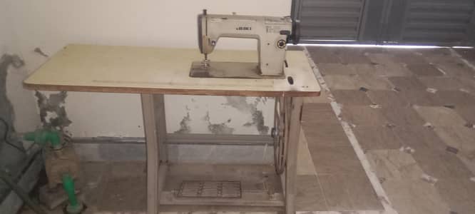 juki machine with table