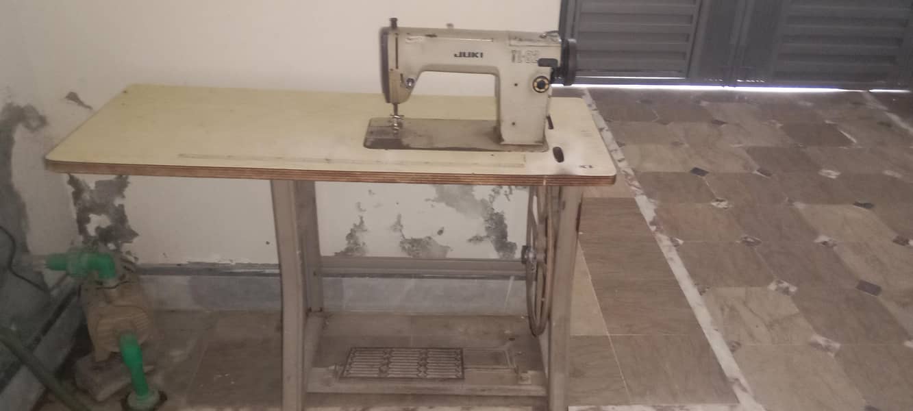 juki machine with table 0