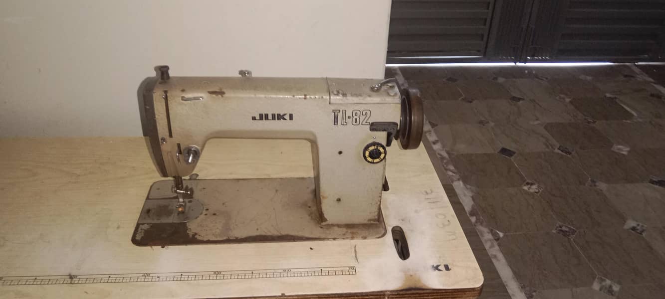 juki machine with table 1