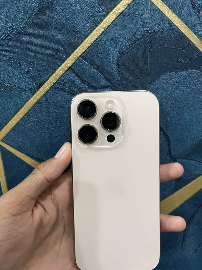 Iphone 16 pro 1
