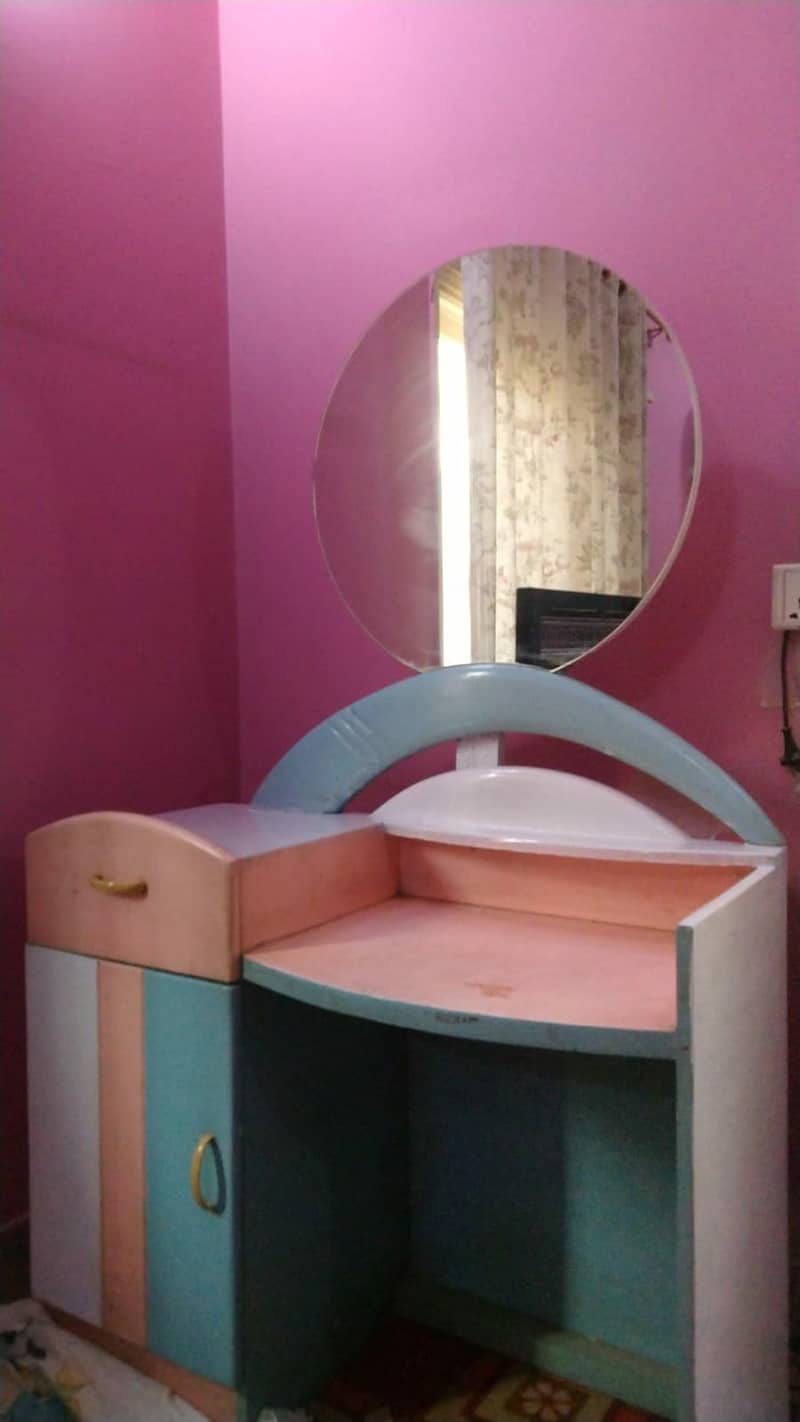 Dressing table 2