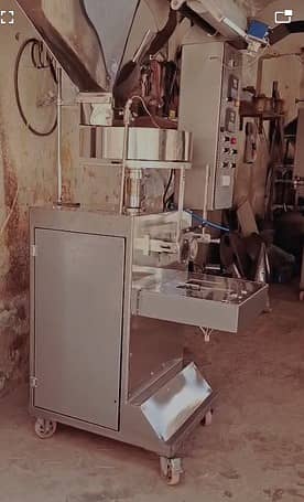 Food Packing Machine/ Papar Snacks Kurkure Packing Machine/All In One/