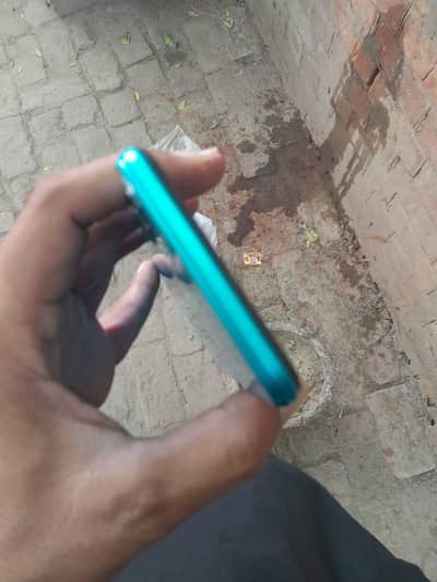 Infinix Hot 12