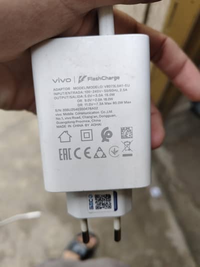  Vivo V30 (Edge Display) For Sale 