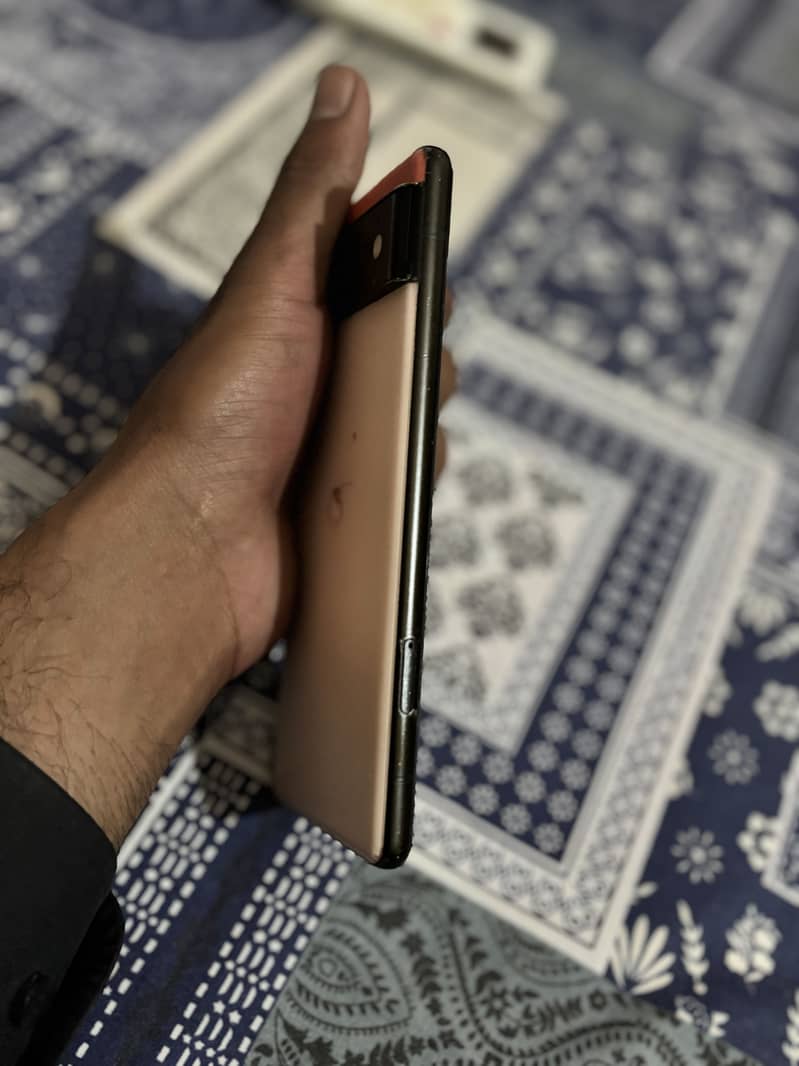 Google Pixel 6 3