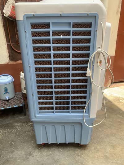 Good condition Air color for sale