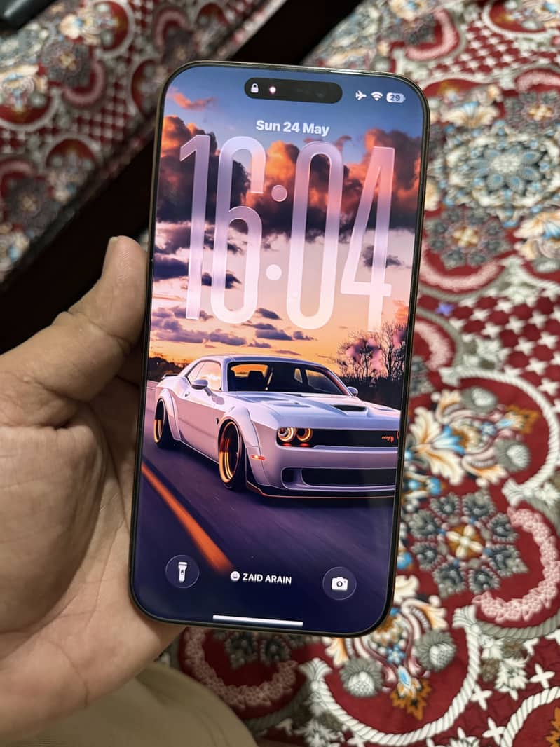 iPhone 16 pro max 1