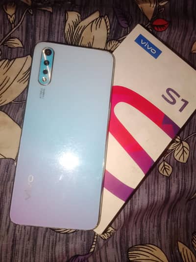 Vivo S1