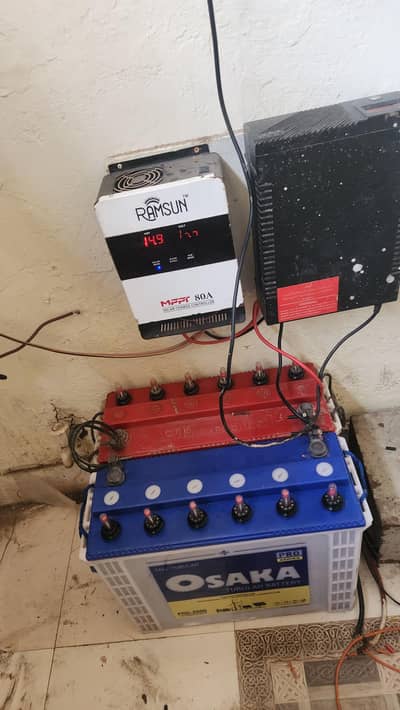 2.2. 4kw solar system 2 2500 tubler batteres 1 mppt 2400 watt ups 4 pnl