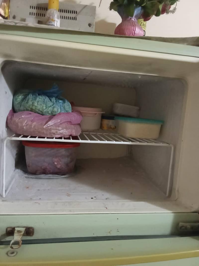 SINGER REFRIGERATOR 2