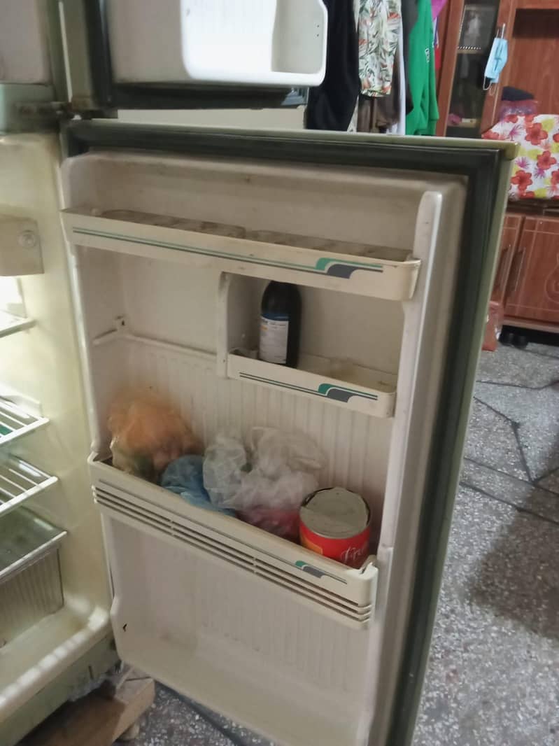 SINGER REFRIGERATOR 5