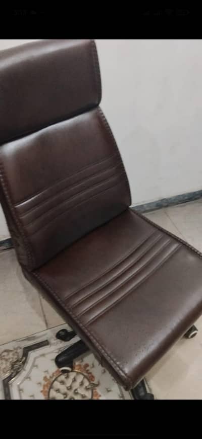 revolving chair