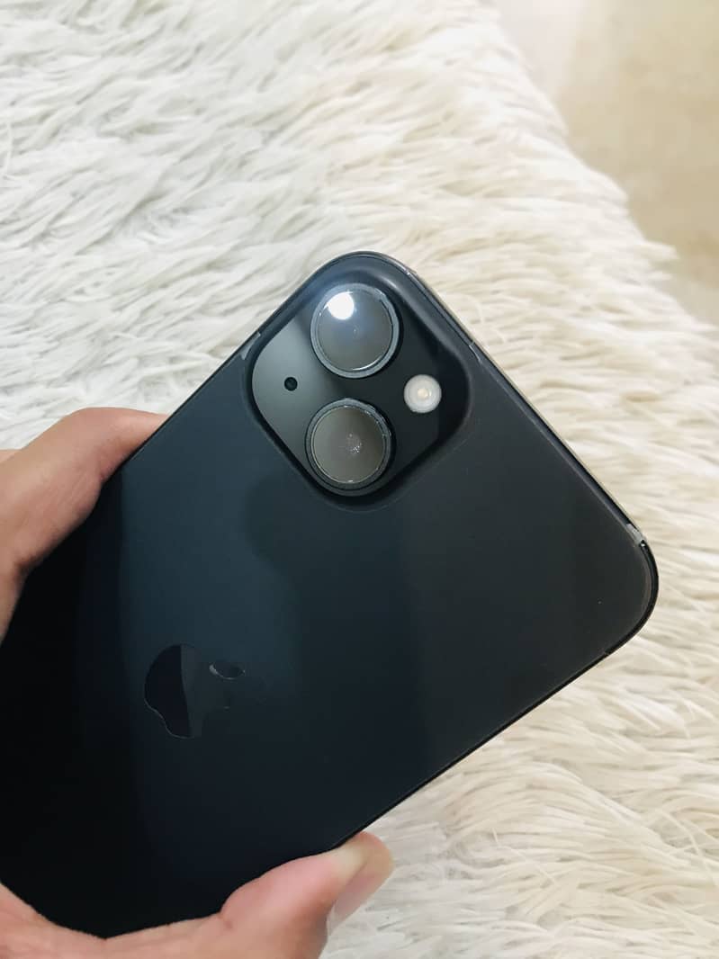 iPhone 15 plus 2