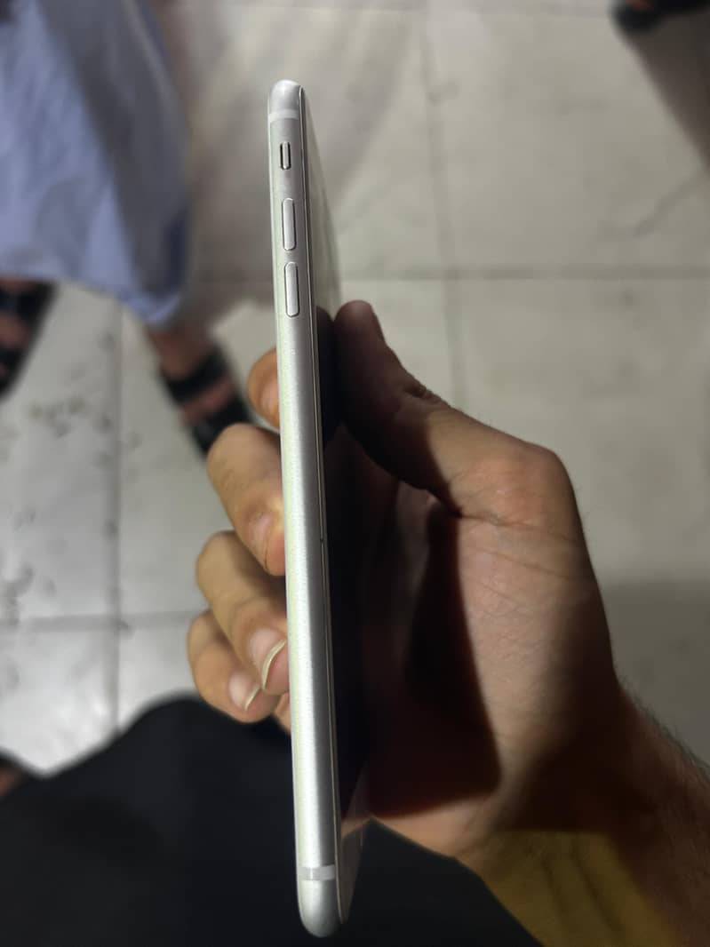 iphone 8 plus 3