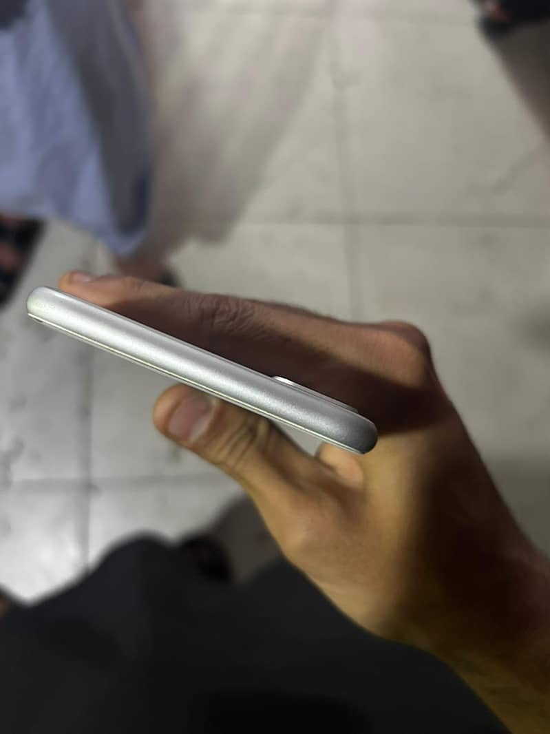 iphone 8 plus 4