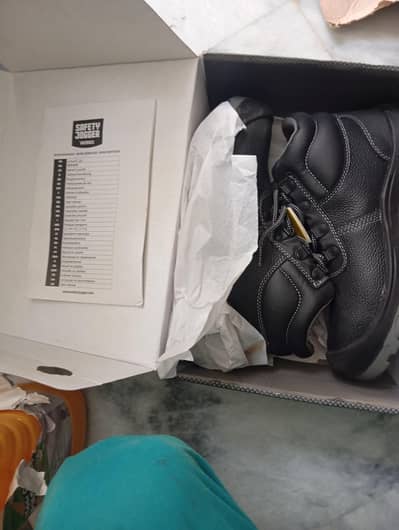 safety shoes for sell