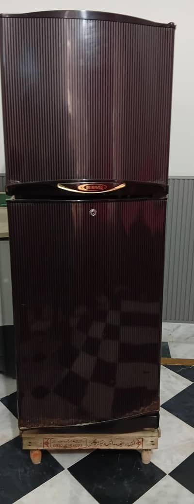 medium sized fridge