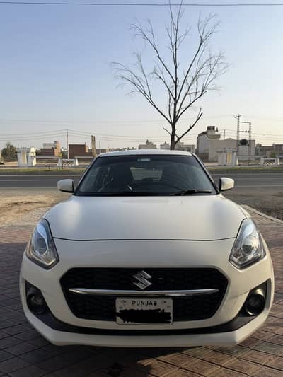 Suzuki Swift GLX CVT 2023