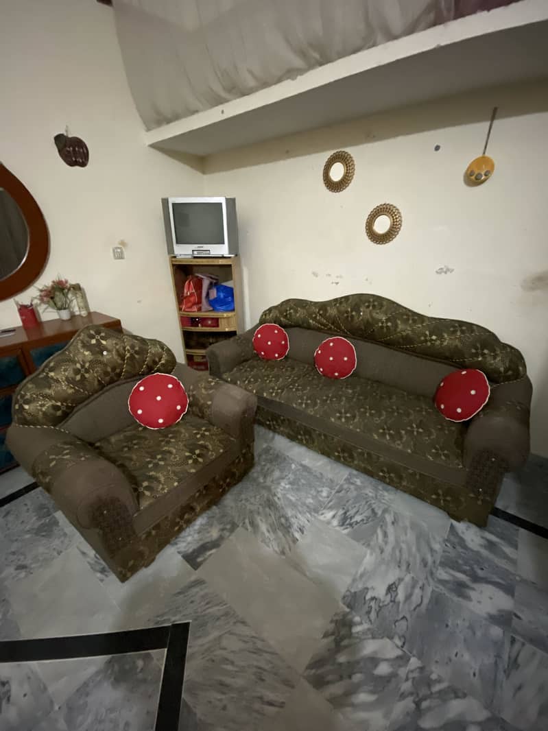 Comfortable Sofa Set 2