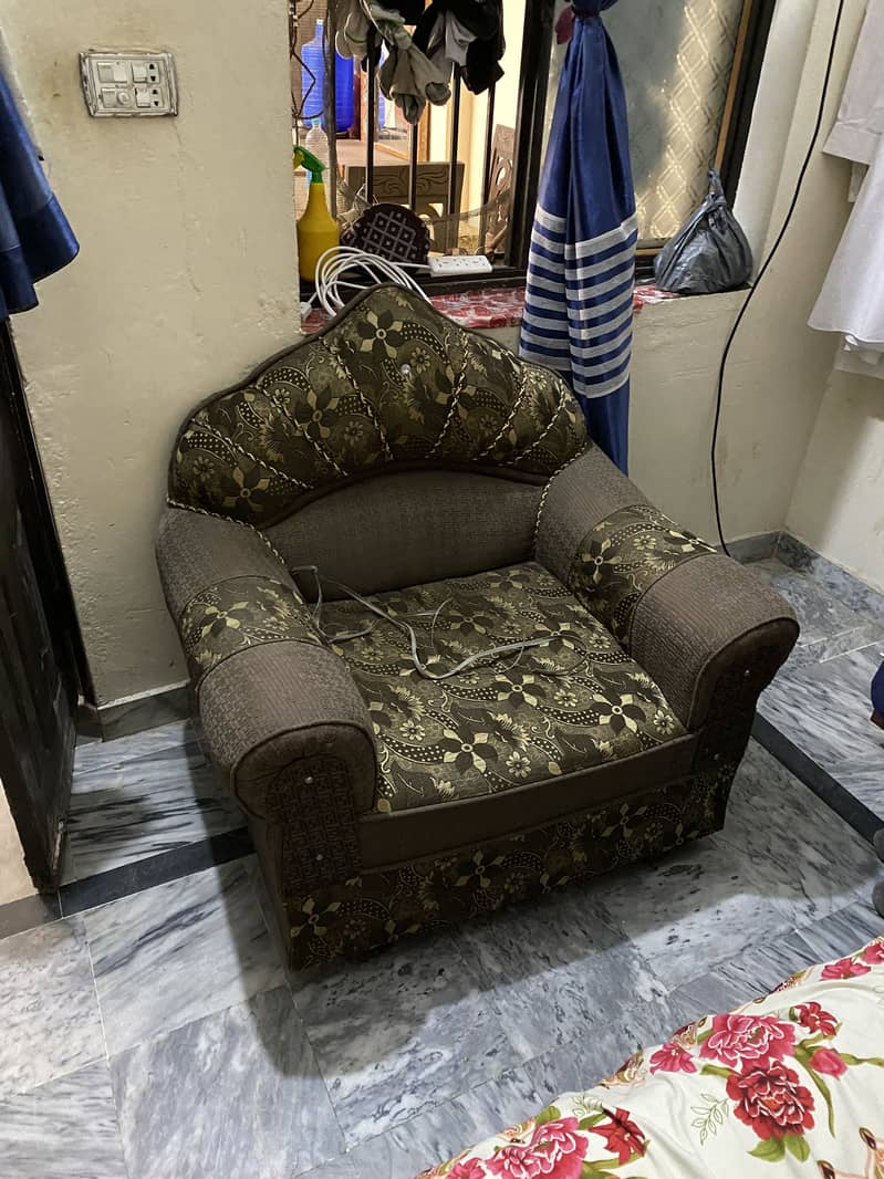 Comfortable Sofa Set 3