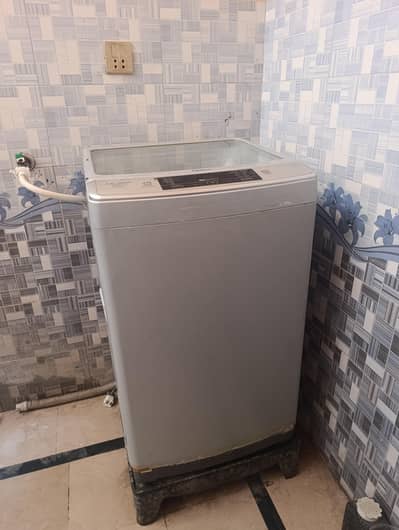 Haier 9kg fully automatic washing machine ( HWM90-1789]