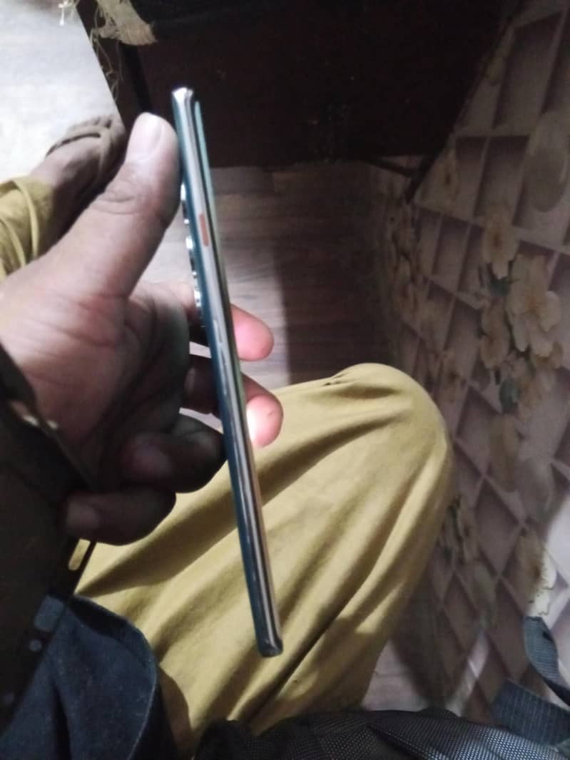 tecno camon 40pro 1