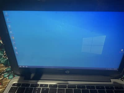 Chrome book all ok just keypad some mis baki all ok charger original