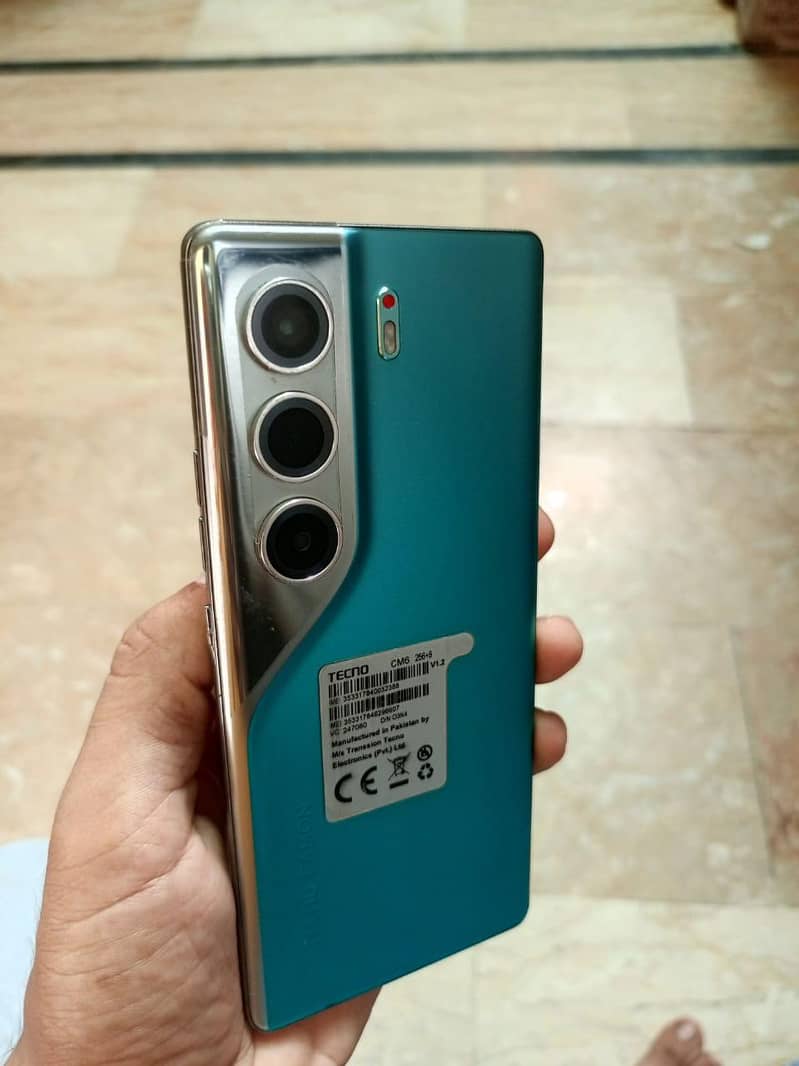 Tecno camon 40pro 2