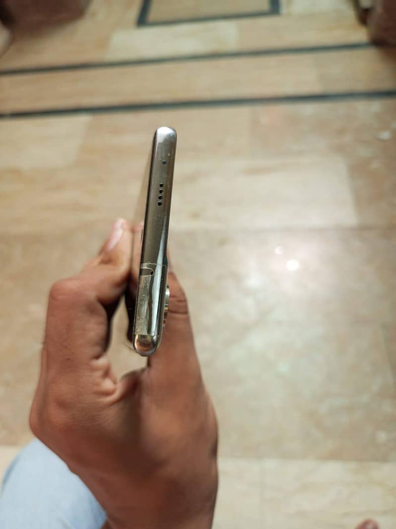 Tecno camon 40pro 5