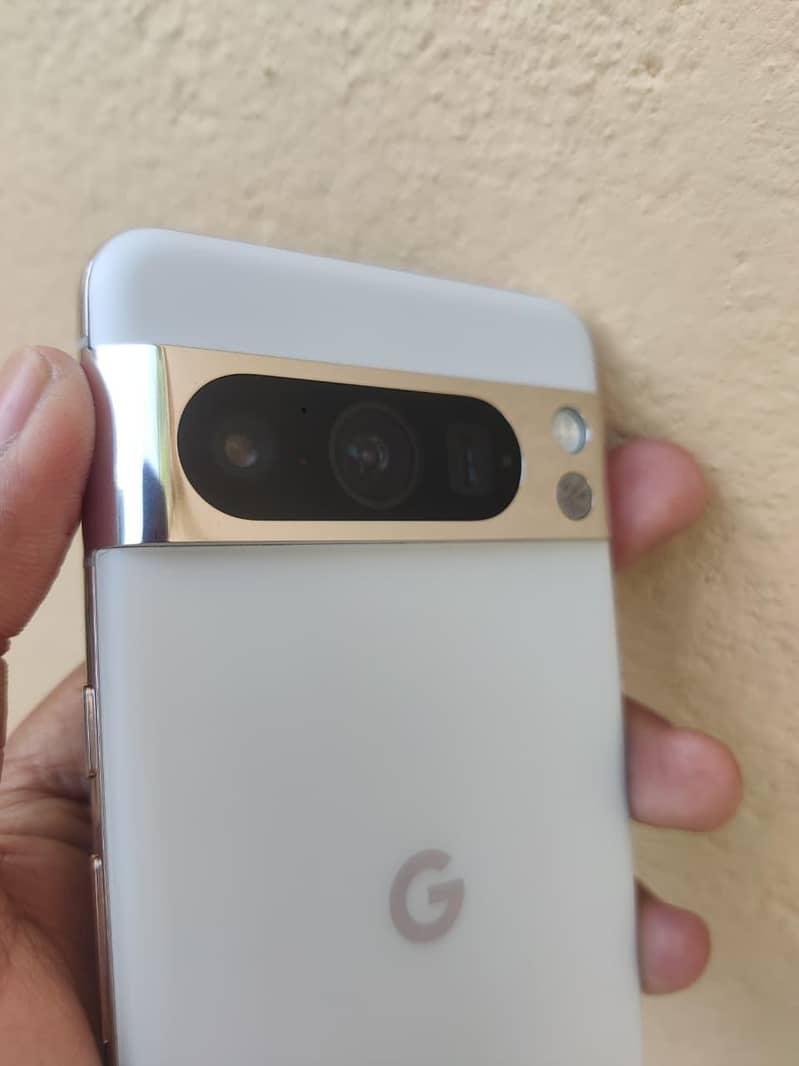 Google Pixel 8 Pro 1