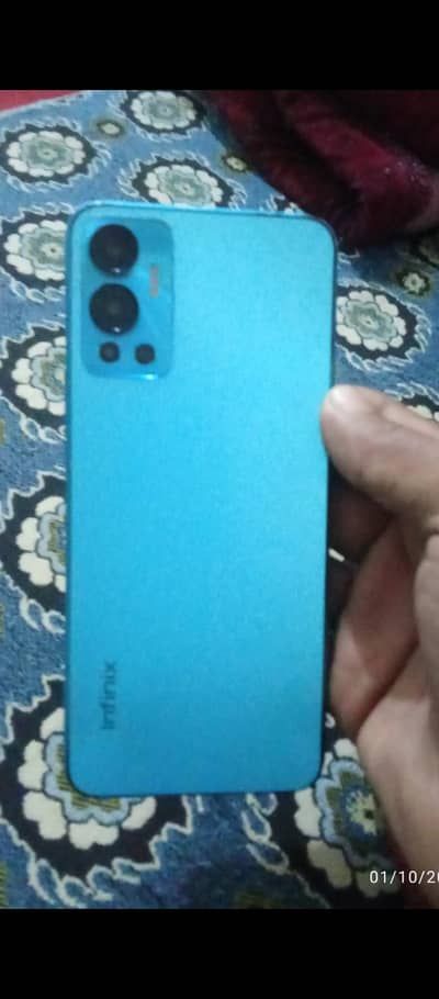 Infinix hot 12