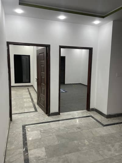 Hostel seats available AC/cooler in brand new building ( Boys/ Girls)