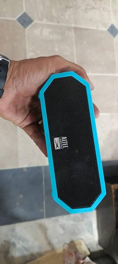 Altec Lansing Jacket H2O series Bluetooth speaker