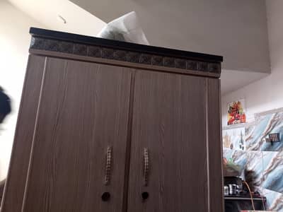 Almari wardrobe