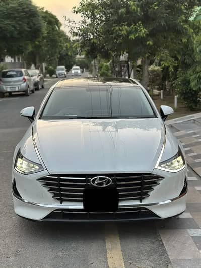Hyundai Sonata 2.5 2022 Model in Excellent Condition