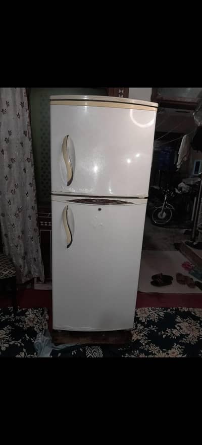 waves refrigerator (24999)