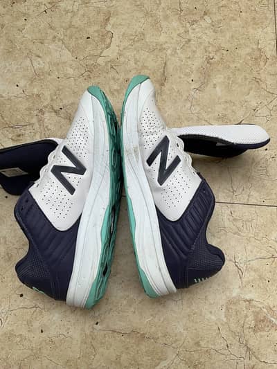 New Balance CK4030J4 Spikes cricket shose