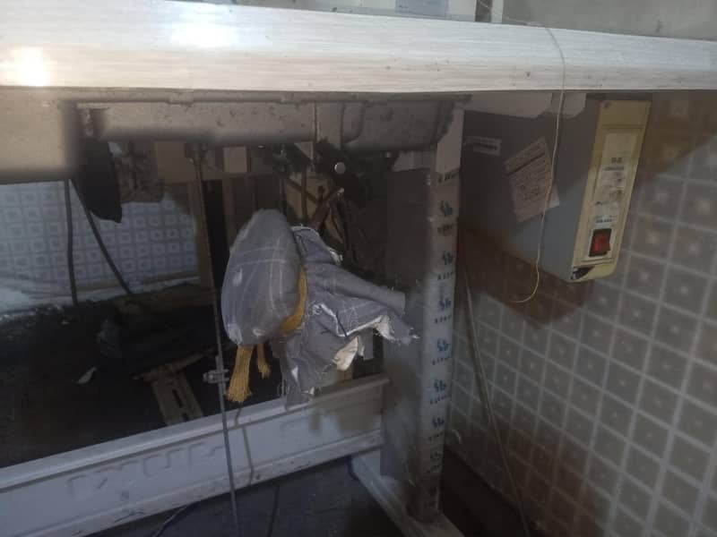 sewing machine singar 2