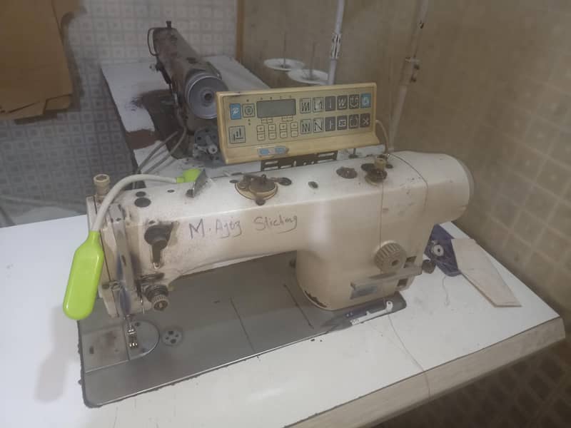 sewing machine singar 3