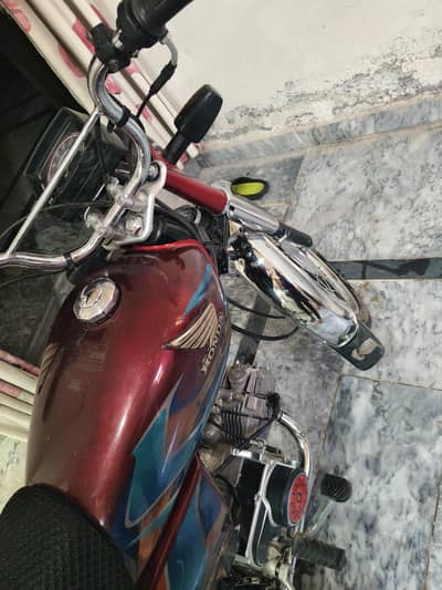 Honda CD 70 2026