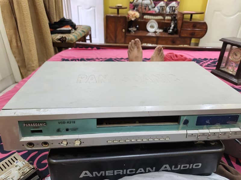 V CD  player 0