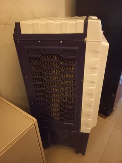 GFC Water Cooler full size fancy plastic body with Ice Boxes