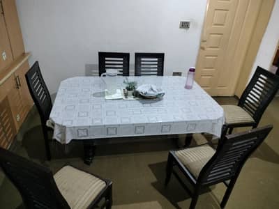 Dinnig Table 6 Chaired
