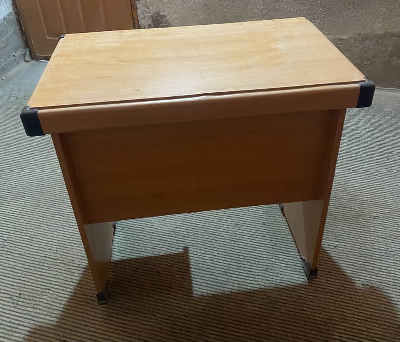 Computer table 2