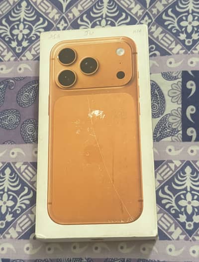 Iphone 17 Pro | 256 GB JV | Cosmic Orange | 10/10 Condition