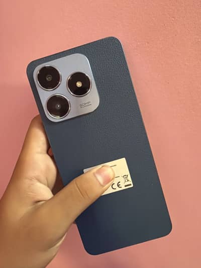 Realme C63 is 10/10 complete box