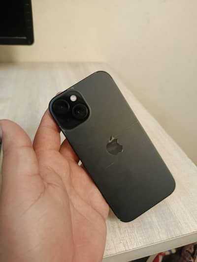 Apple iPhone 15